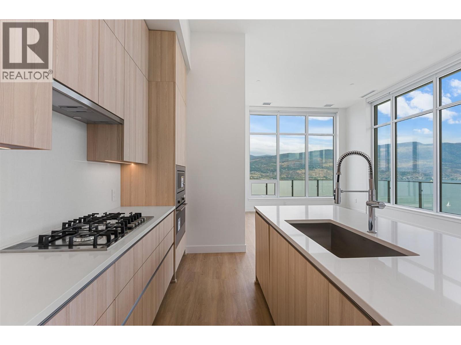 238 Leon Avenue Unit# 2406, Kelowna - Image 1