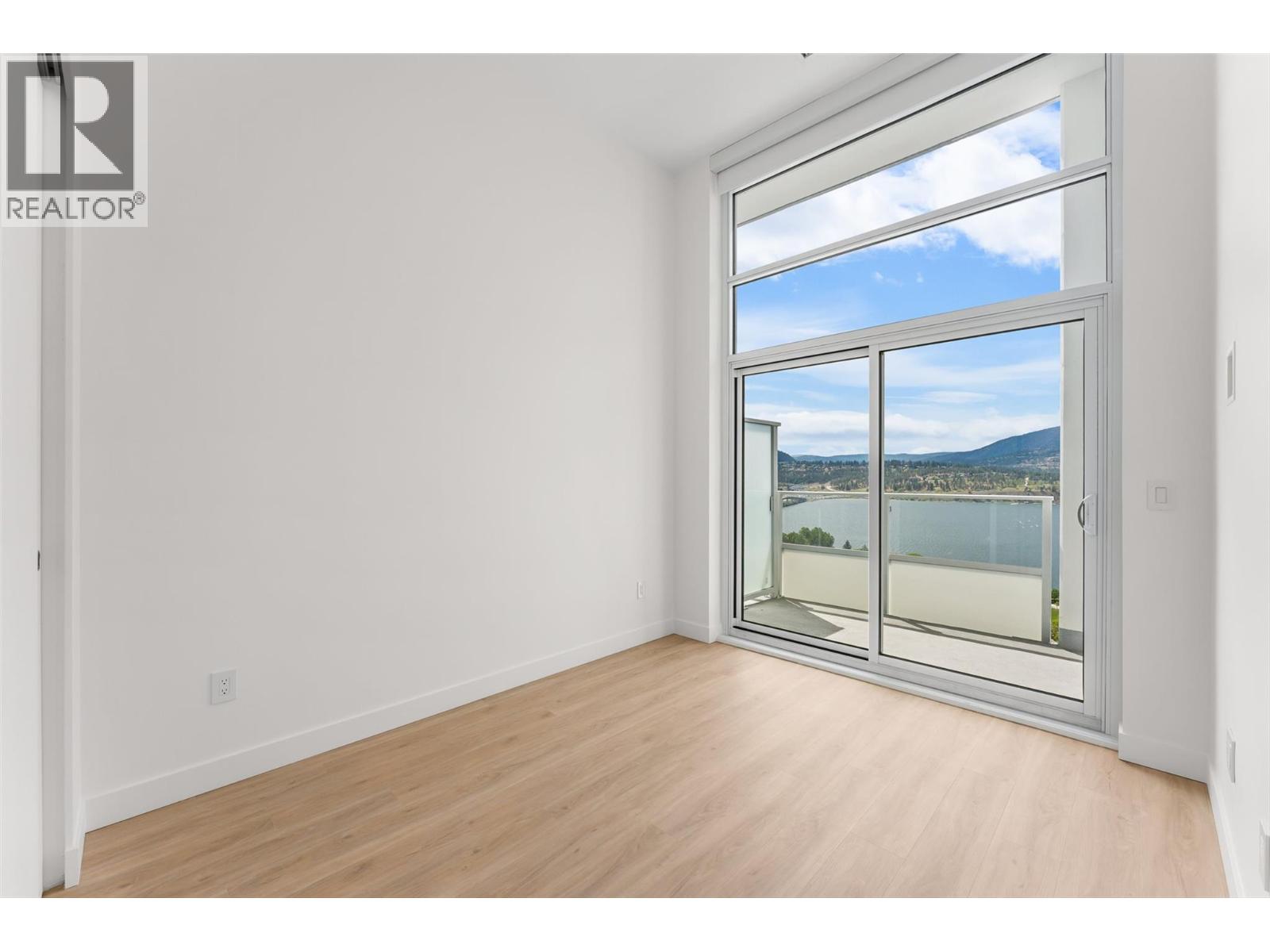 238 Leon Avenue Unit# 2406, Kelowna - Image 1