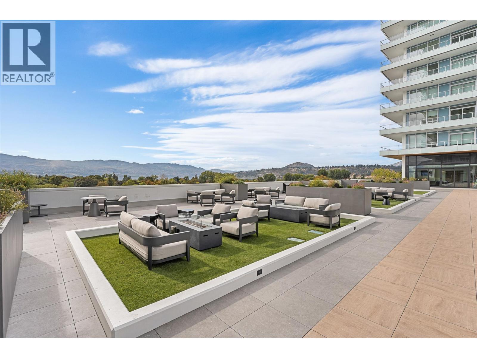238 Leon Avenue Unit# 2406, Kelowna - Image 1