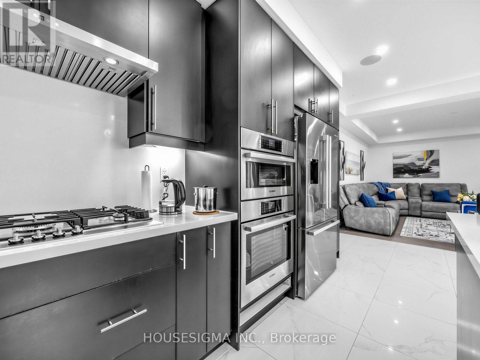 15 EDWORTHY GARDENS - 17
