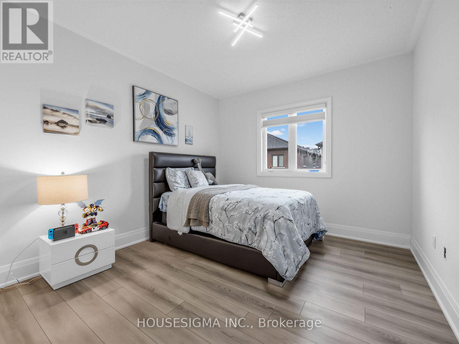 15 EDWORTHY GARDENS - 27