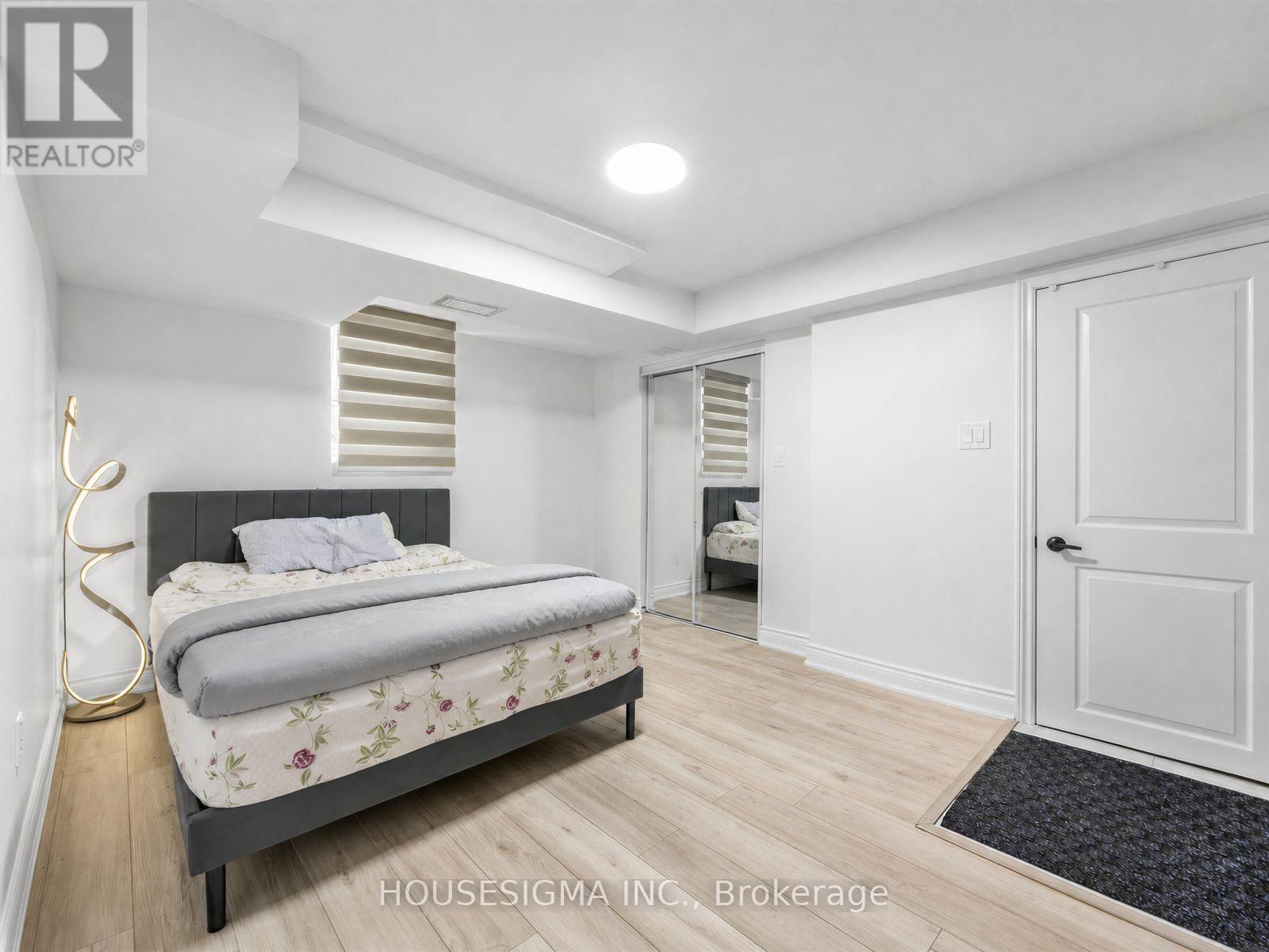 15 EDWORTHY GARDENS - 30