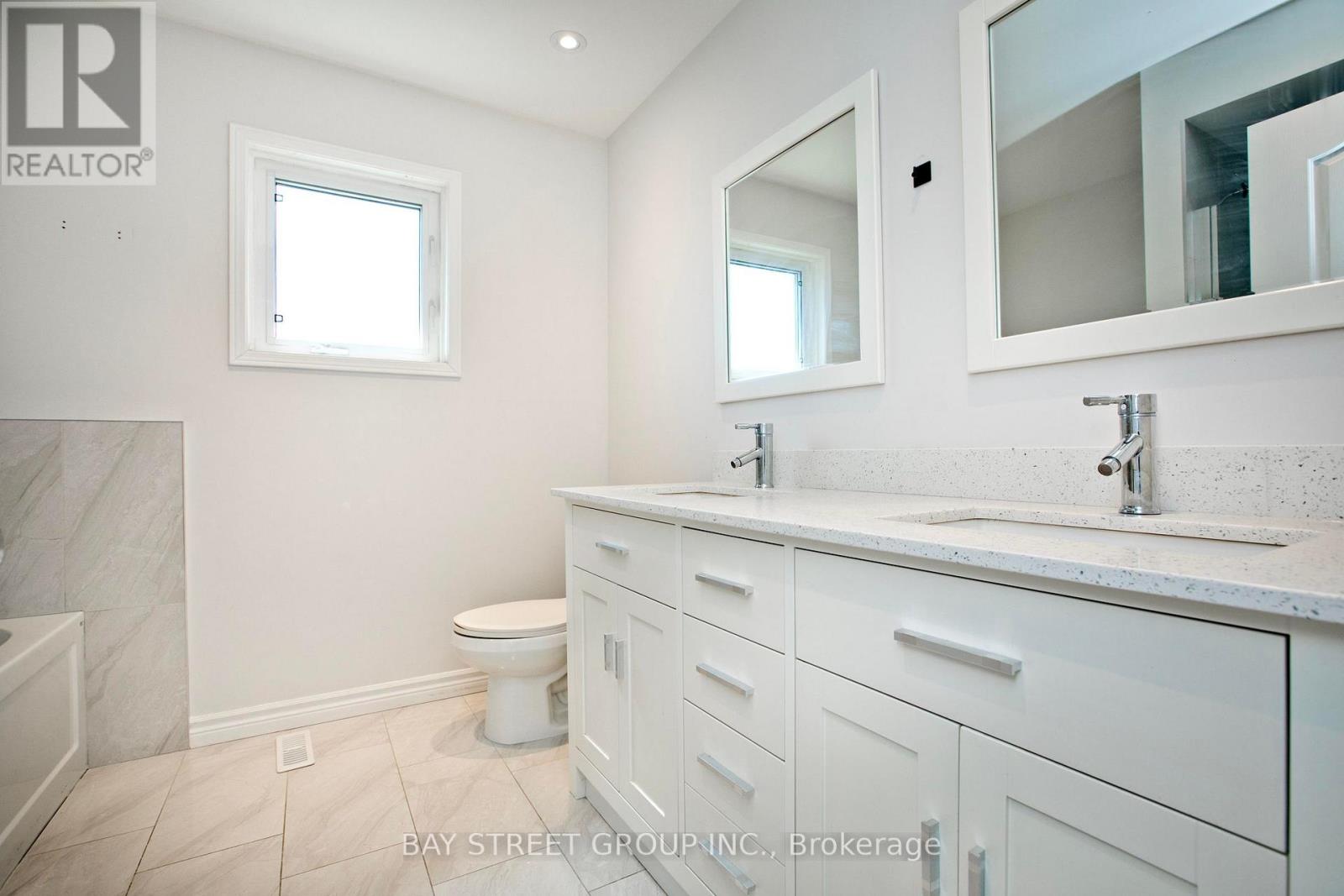 22 TAOS COURT - 12