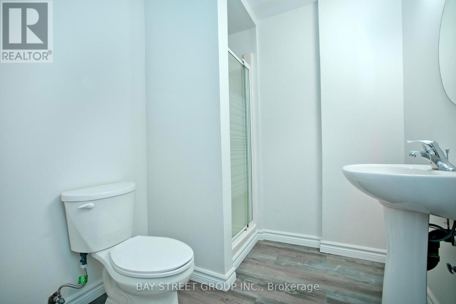 22 TAOS COURT - 13
