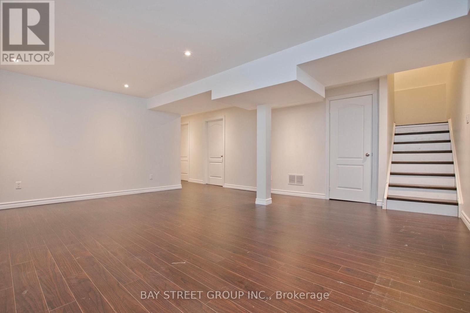 22 TAOS COURT - 17