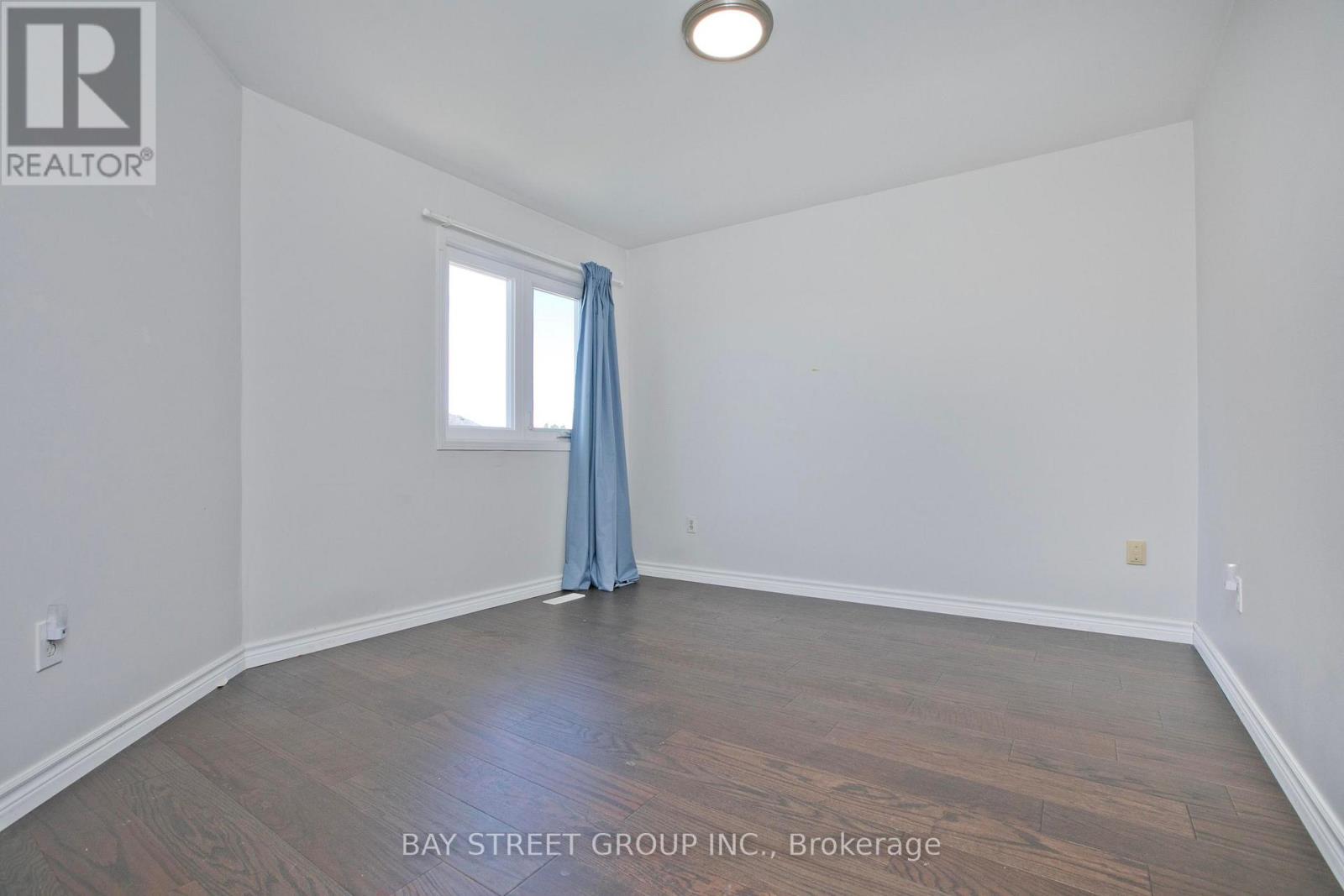 22 TAOS COURT - 31