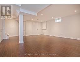 22 Taos Court, Richmond Hill, ON L4C0G5 Photo 16