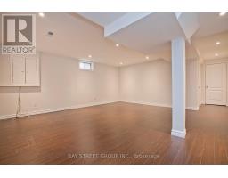 22 Taos Court, Richmond Hill, ON L4C0G5 Photo 18