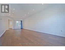22 Taos Court, Richmond Hill, ON L4C0G5 Photo 20