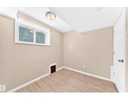 9518 106 Av Nw, Edmonton, AB T5H0N2 Photo 41