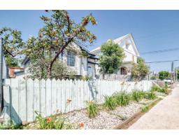 9518 106 Av Nw, Edmonton, AB T5H0N2 Photo 57