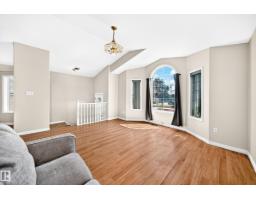 Bedroom 3 - 9518 106 Av Nw, Edmonton, AB T5H0N2 Photo 8