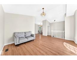 Bedroom 4 - 9518 106 Av Nw, Edmonton, AB T5H0N2 Photo 9