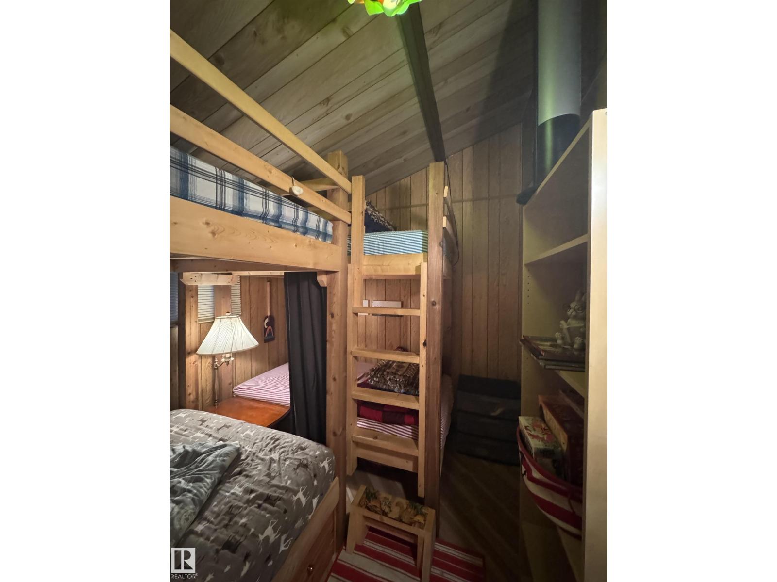 137 CRYSTAL SPRINGS DR - 21