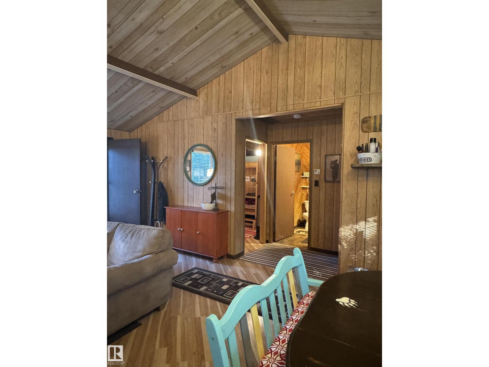 137 CRYSTAL SPRINGS DR - 18