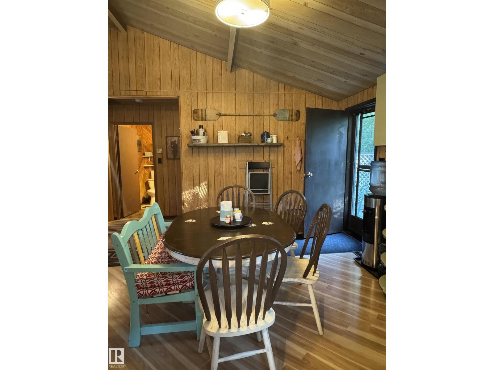 137 CRYSTAL SPRINGS DR - Image 17
