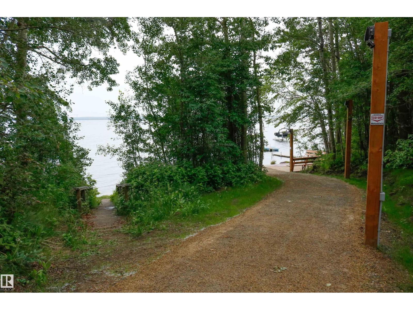 137 CRYSTAL SPRINGS DR - Image 44