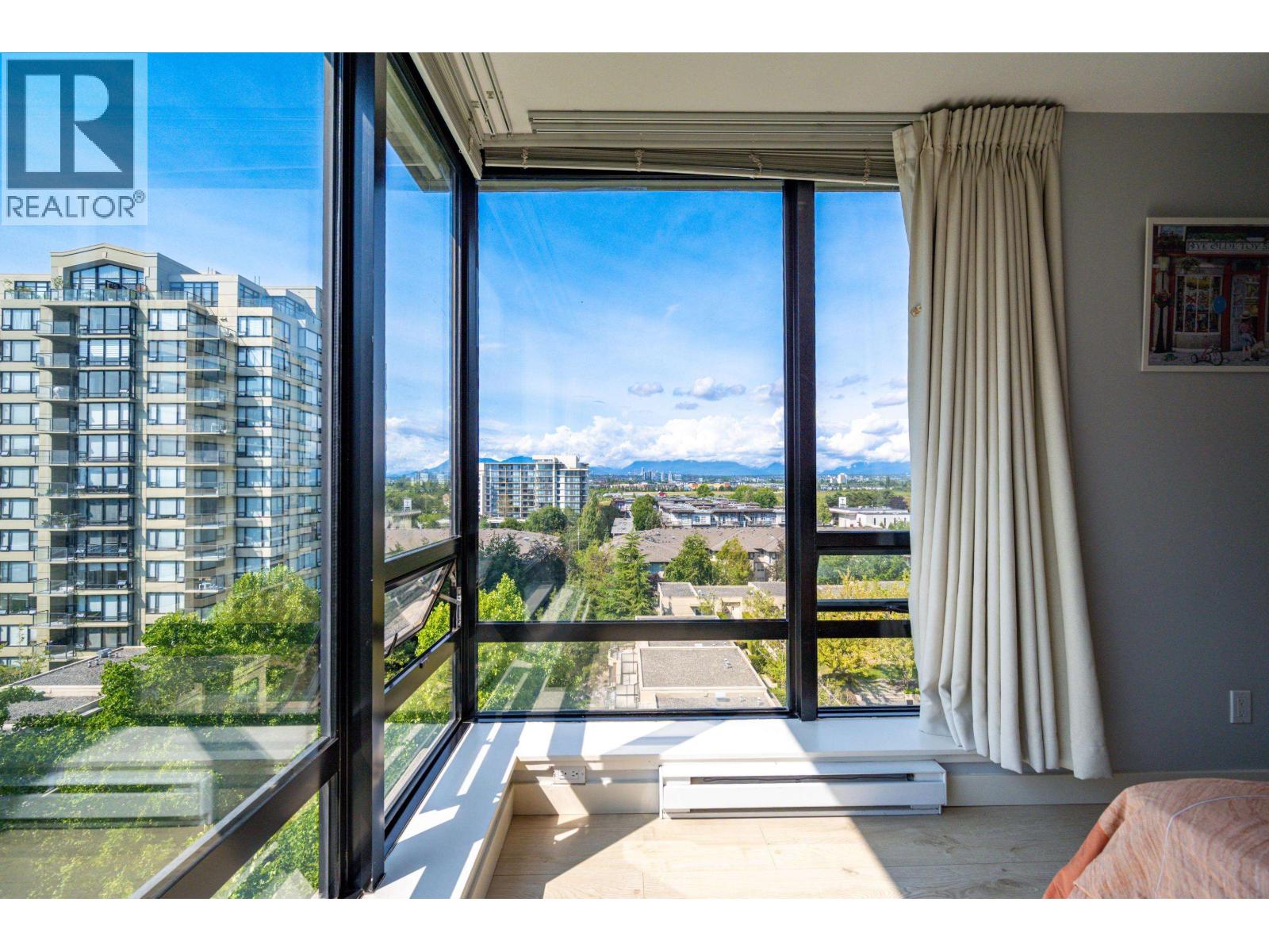 #1108-9133 HEMLOCK Drive, Richmond