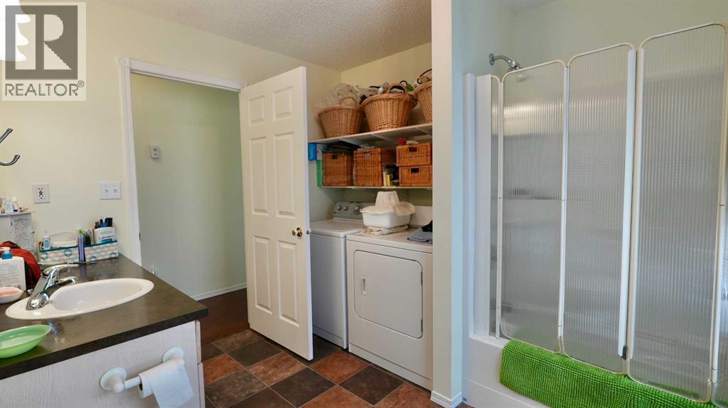 10801 89 Street - Image 33