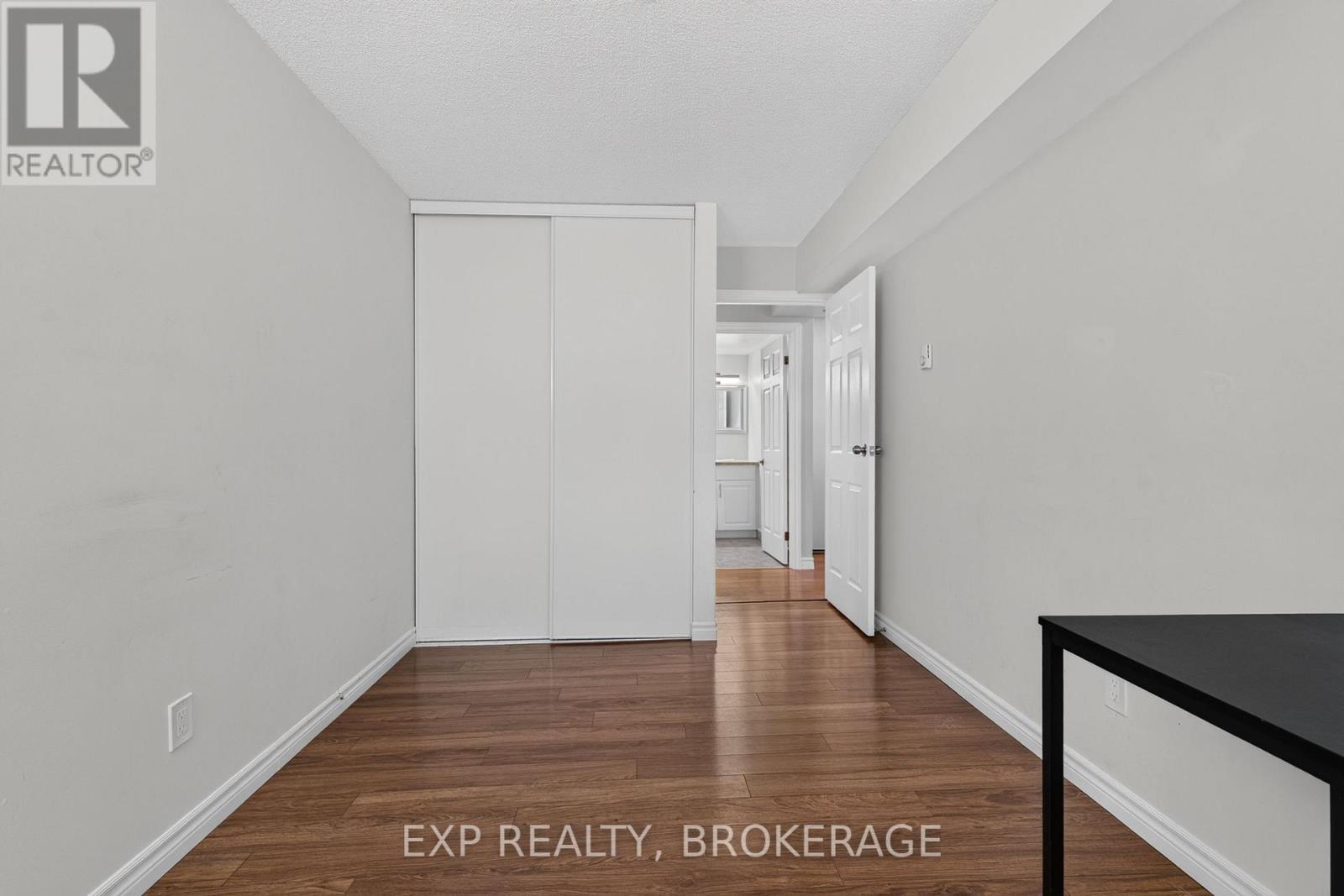 #101 316 KINGSDALE AVENUE - Image 24