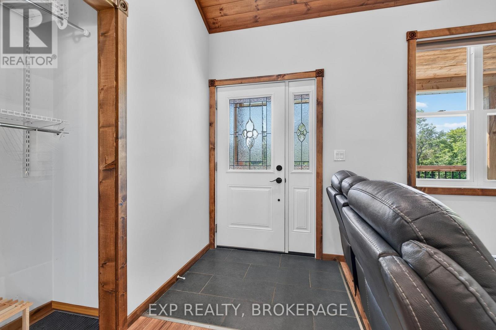 1020 HILL ROAD - 10