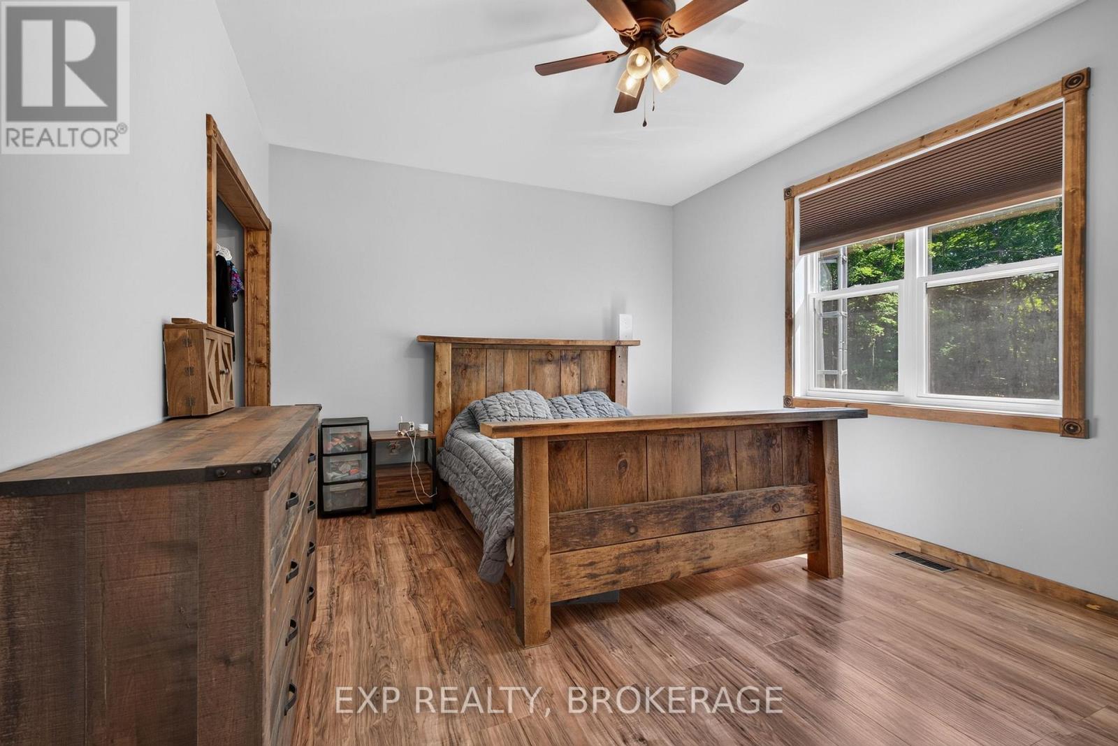 1020 HILL ROAD - 25