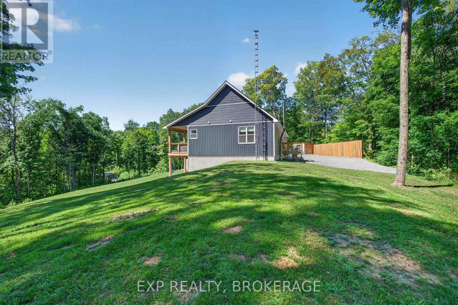 1020 HILL ROAD - 44
