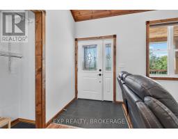Mud room - 1020 Hill Road, Frontenac, ON K0H1T0 Photo 10