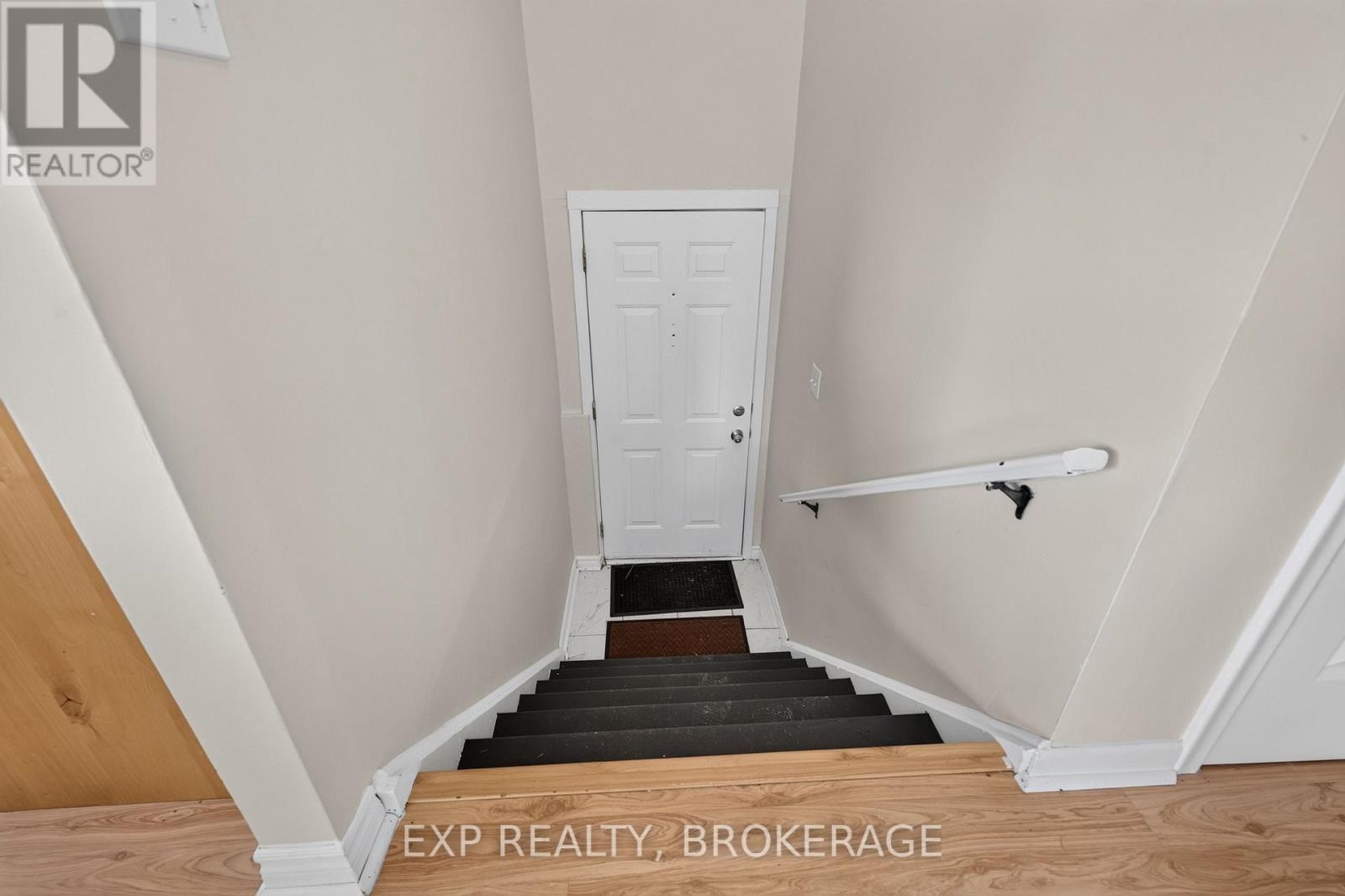 17 SHAW STREET - 29