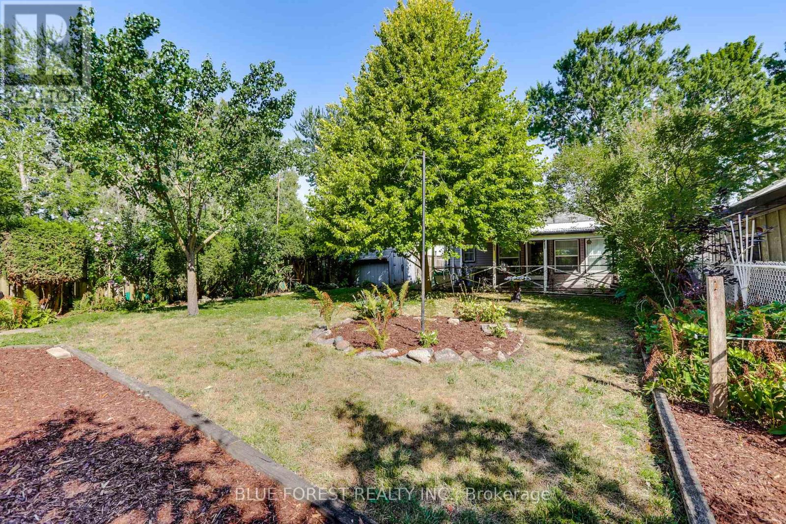 1039 FRANCES STREET - Image 29