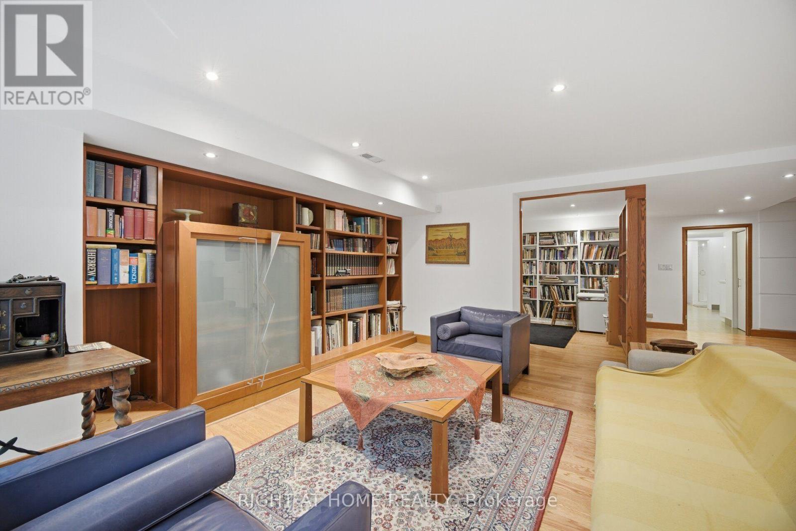 9 SAGUENAY AVENUE - 39