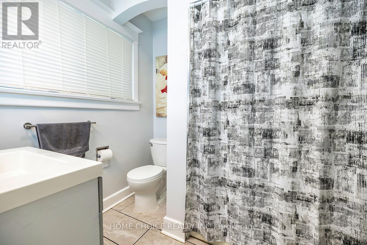 140 GLADSTONE AVENUE - 20