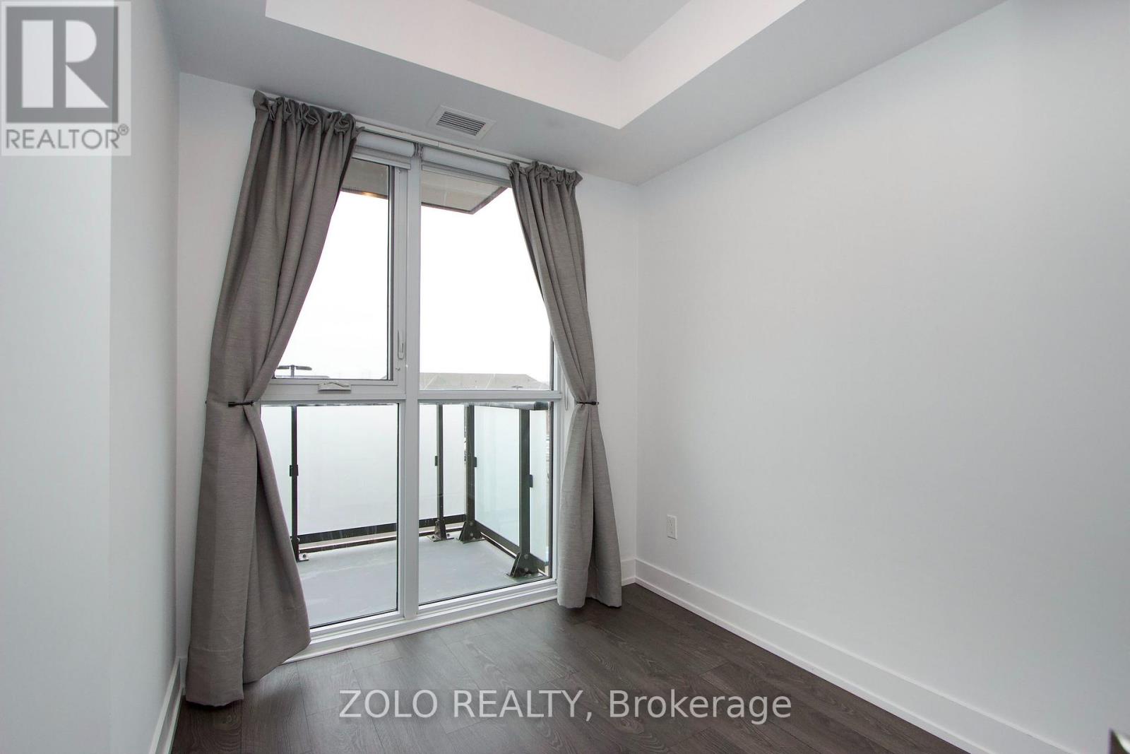 #318 2550 SIMCOE STREET N - 20
