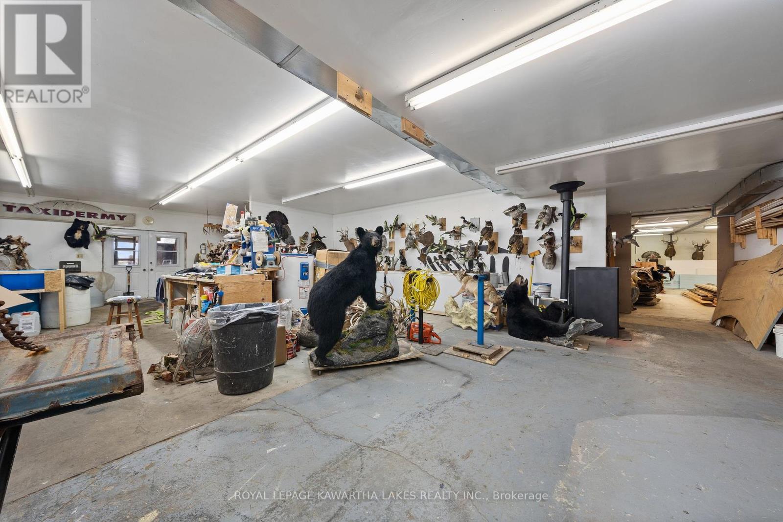 890 Woodville Road — photo 42
