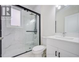 Laundry room - 152 Ben Sinclair Avenue, East Gwillimbury, ON L9N0Z2 Photo 7