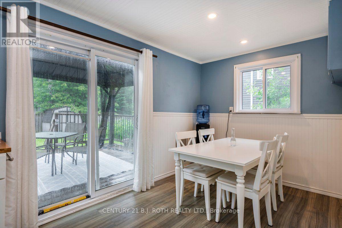 922 ELIZABETH AVENUE - 15