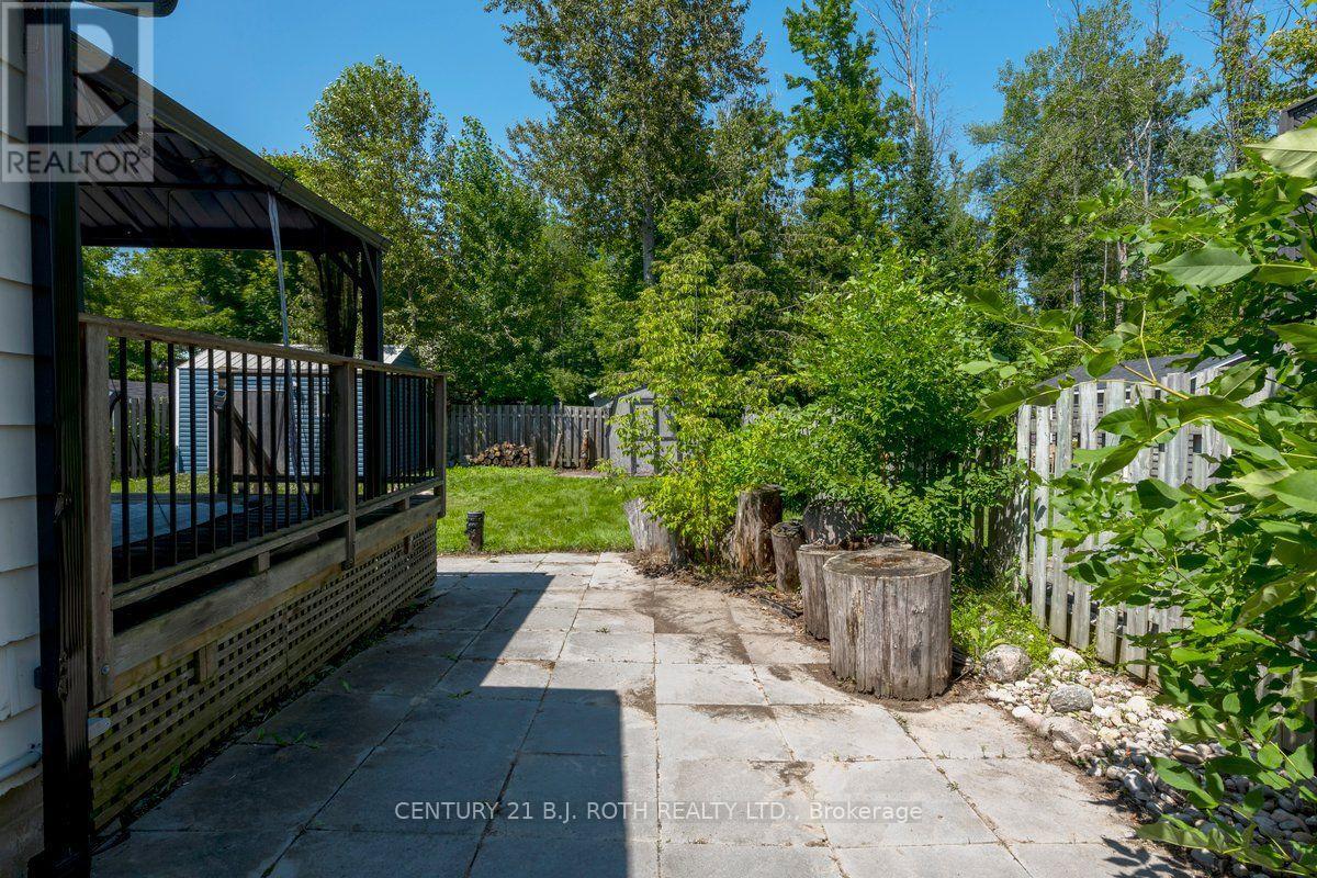 922 ELIZABETH AVENUE - 22