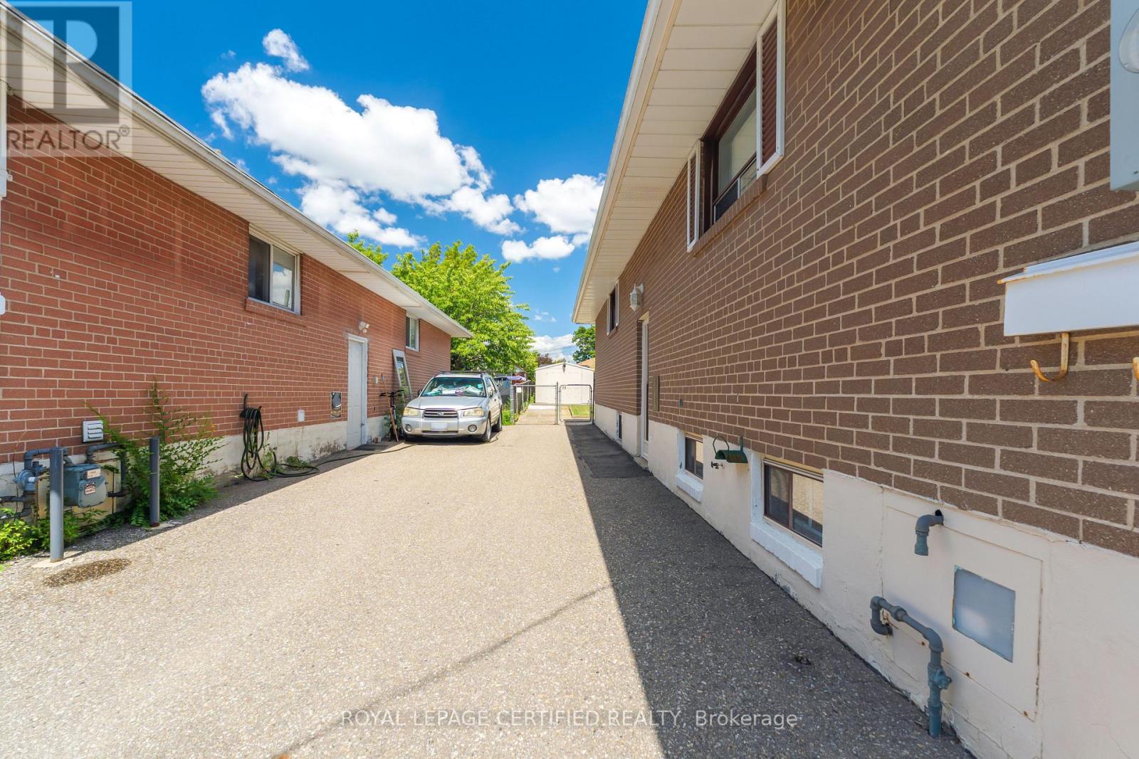 27 MILNER ROAD - 30