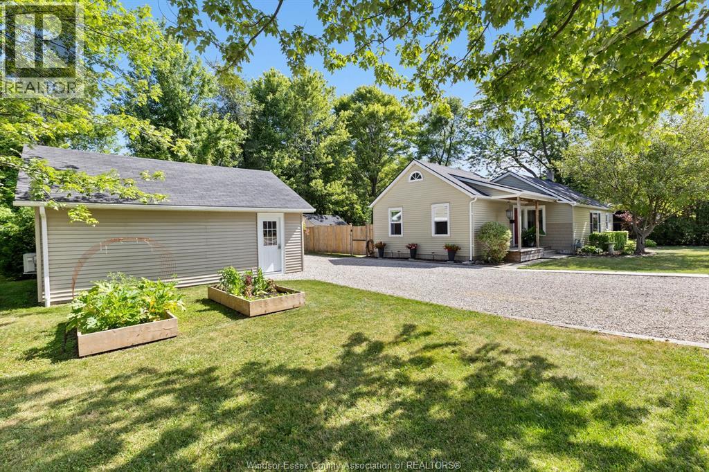 209 Maidstone AVENUE East - 2