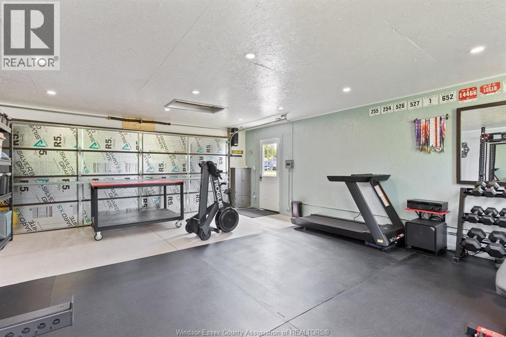 209 Maidstone AVENUE East - Image 24