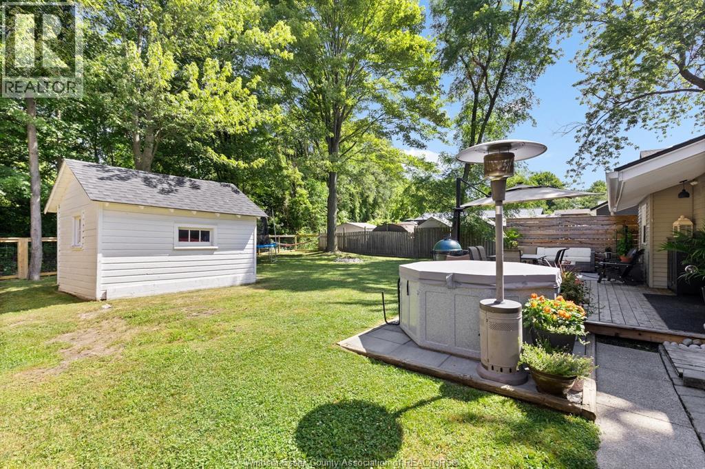 209 Maidstone AVENUE East - 25