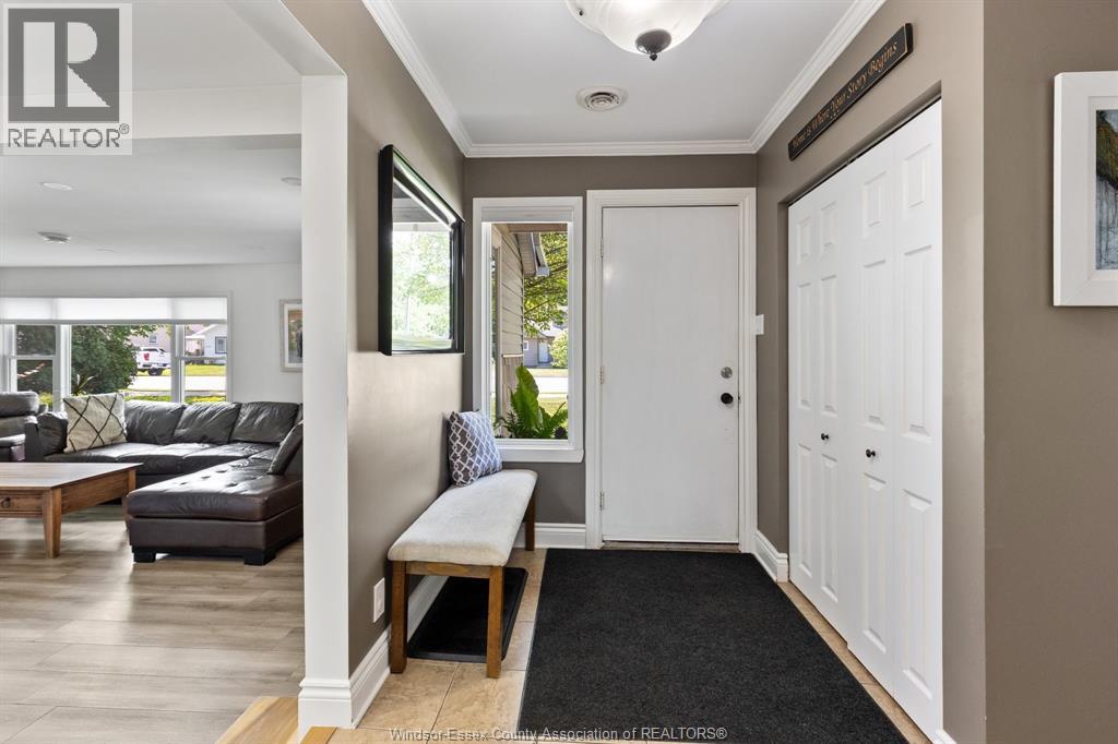 209 Maidstone AVENUE East - Image 4