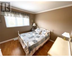 15 Adams Avenue thumbnail 11