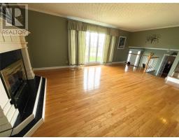 15 Adams Avenue thumbnail 5