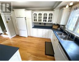 15 Adams Avenue thumbnail 7