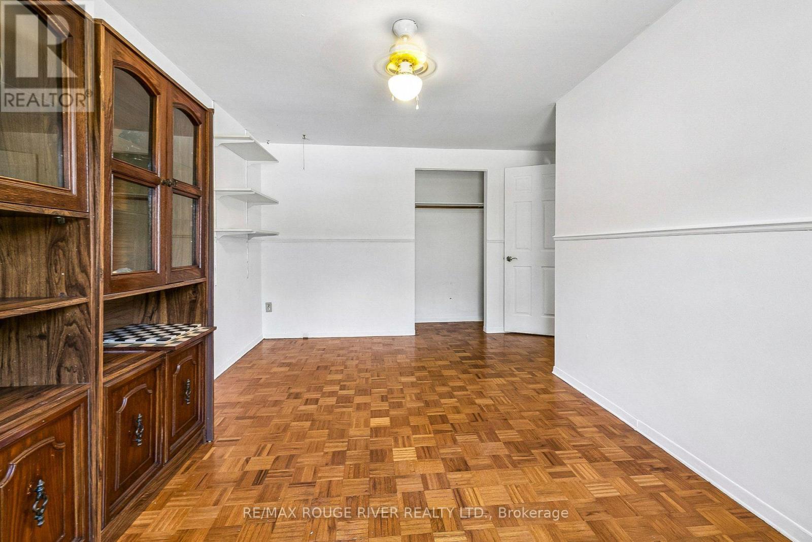 19 TINBURY PLACE - 21