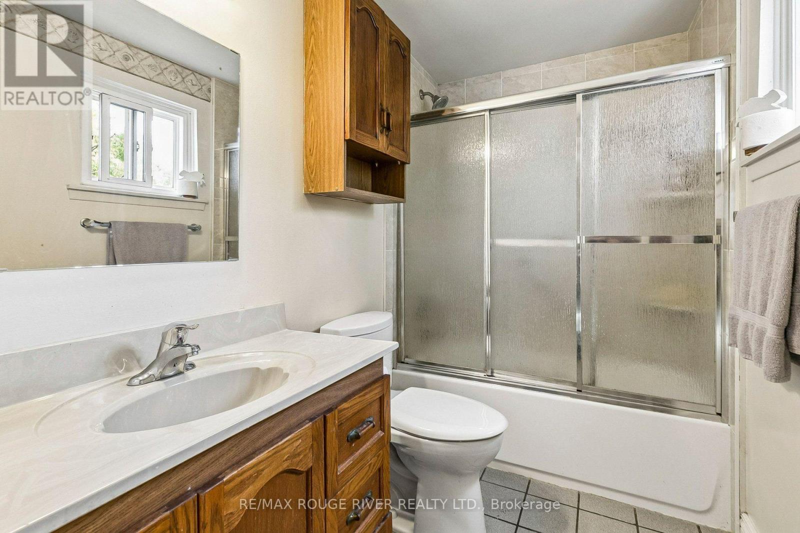 19 TINBURY PLACE - 22