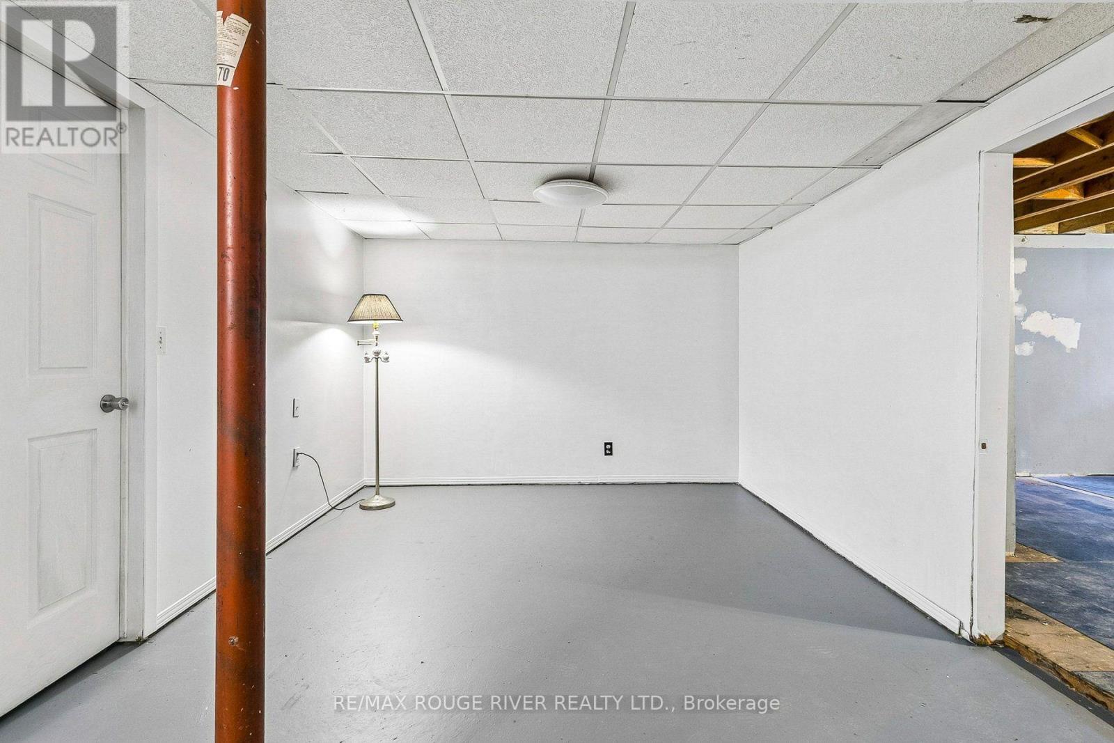 19 TINBURY PLACE - 23