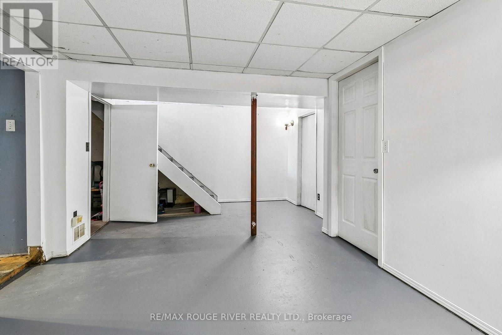 19 TINBURY PLACE - 24