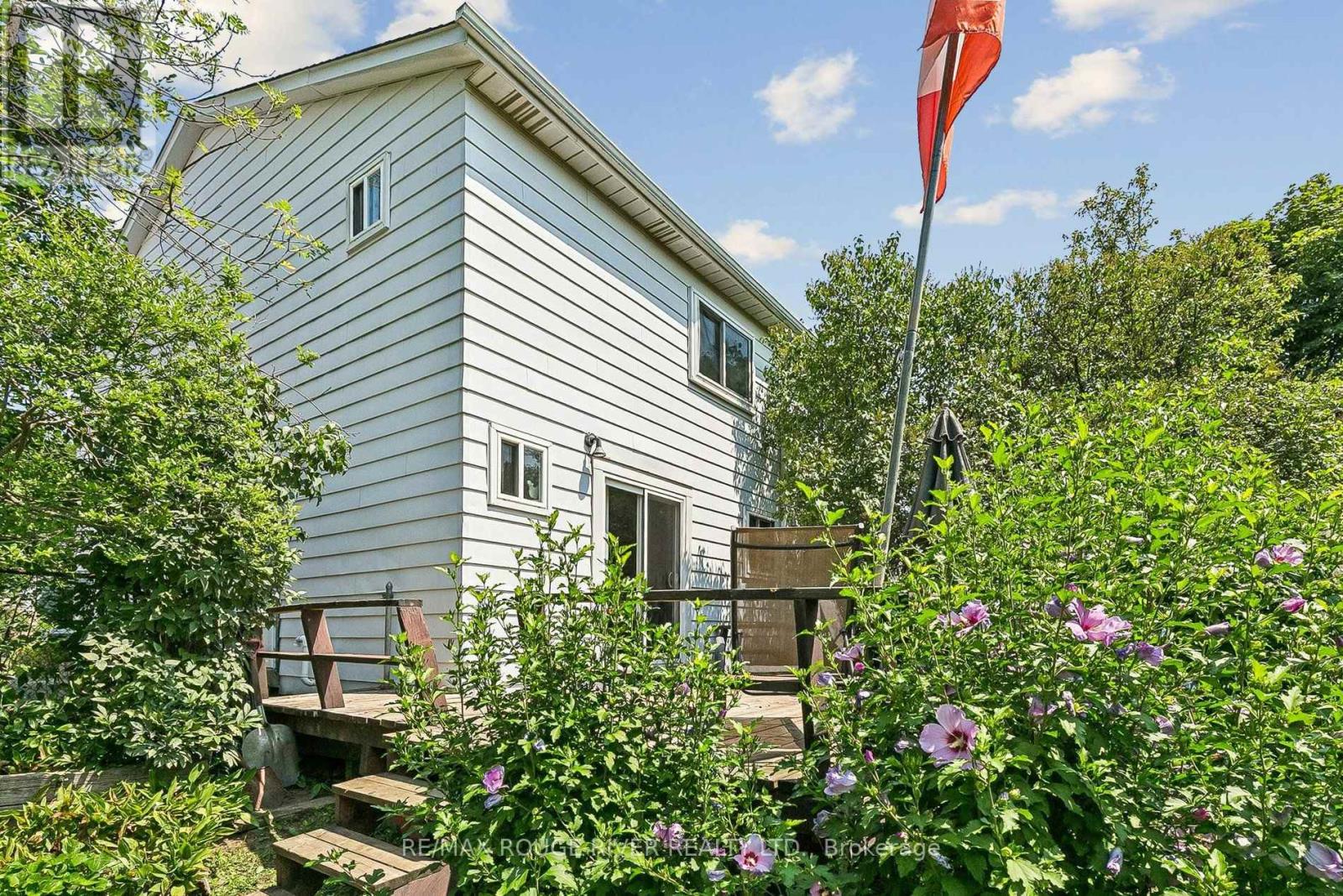 19 TINBURY PLACE - 25